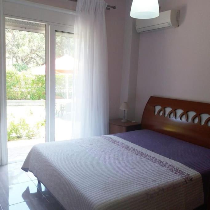 Greek Style Ground Floor Apartment & Pool Jaliszósz Kültér fotó
